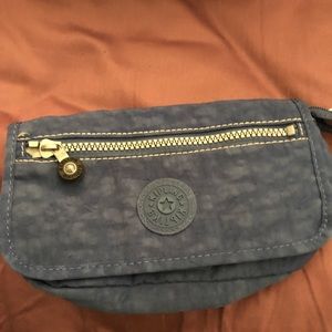 Kipling make up pouch